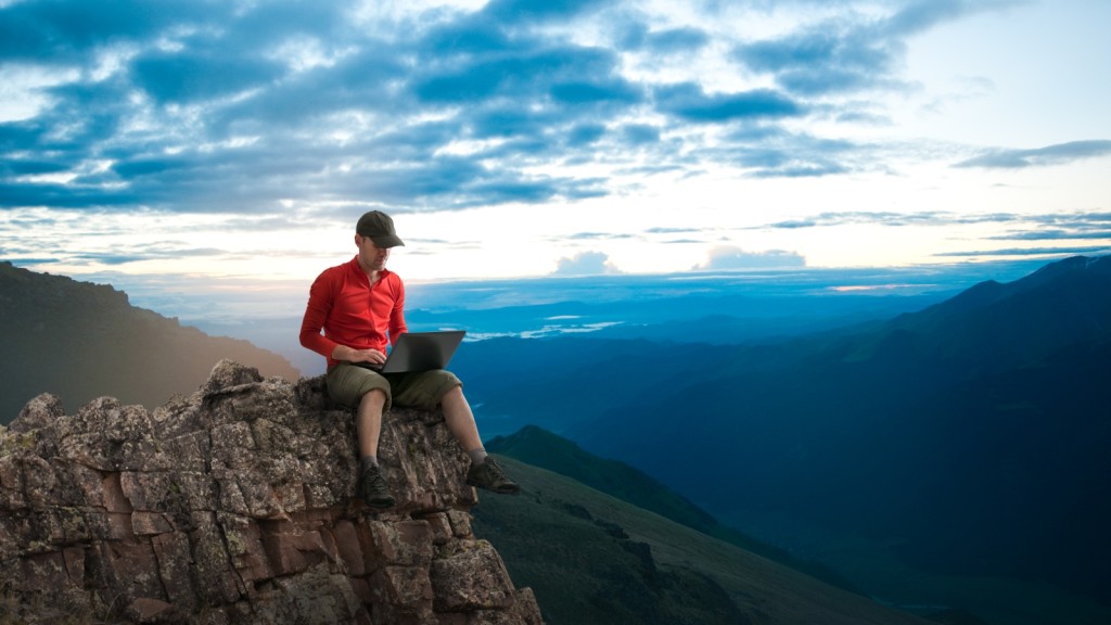 Travelancing Mountaintop